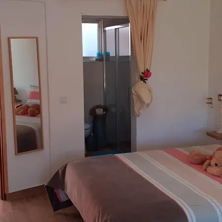 Guest house Cantinho Dos Moinhos *